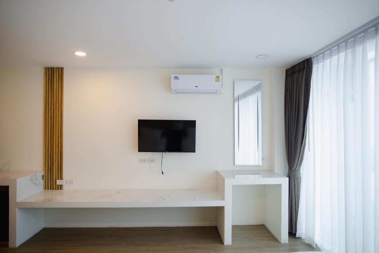 Hotel Agnes Buriram Dış mekan fotoğraf