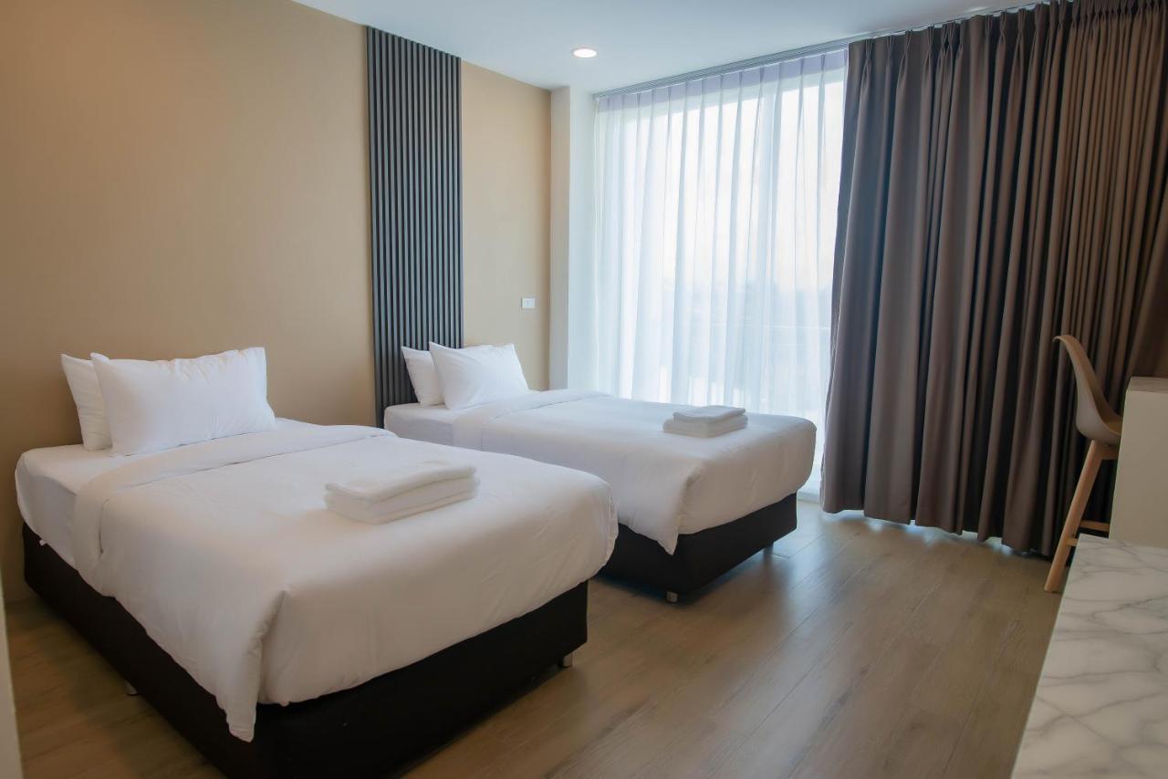 Hotel Agnes Buriram Dış mekan fotoğraf