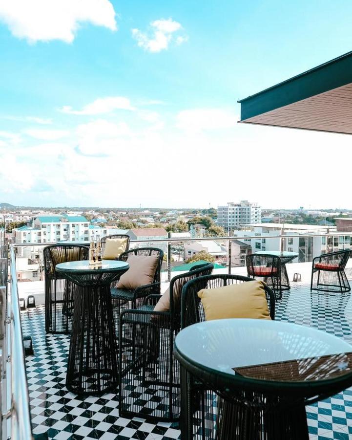 Hotel Agnes Buriram Dış mekan fotoğraf