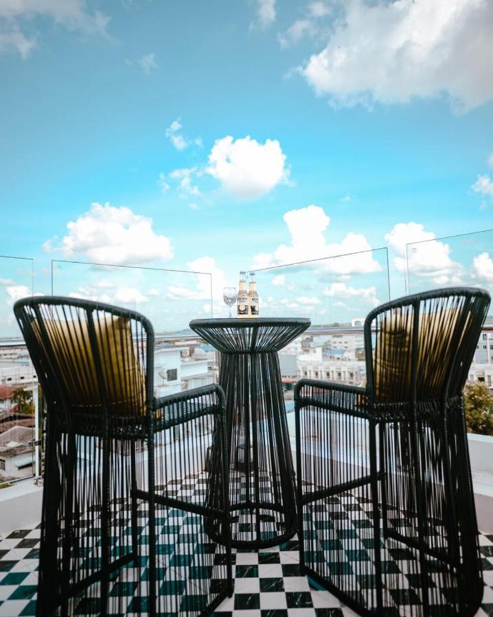 Hotel Agnes Buriram Dış mekan fotoğraf